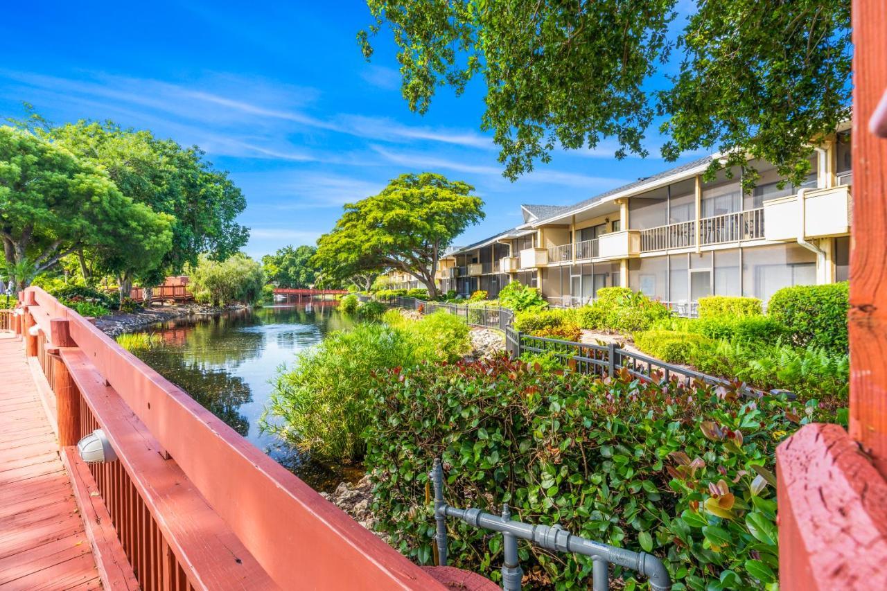 Park Shore Resort Naples Exterior photo